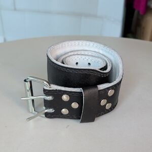 Gold's Gym Black Leather Padded Weight Belt S/M 22-33 Unisex Back Support